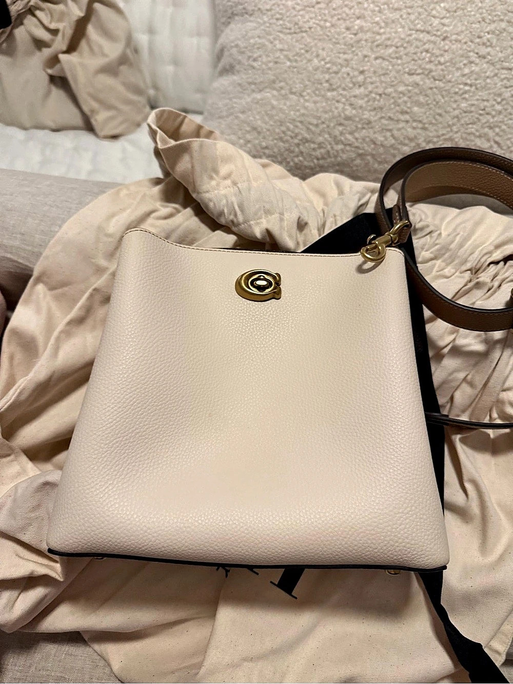 COACH Willow Shoulder Bag in Chalk